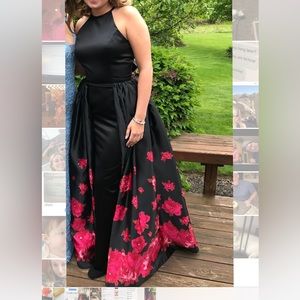 Sherri Hill Prom Dress